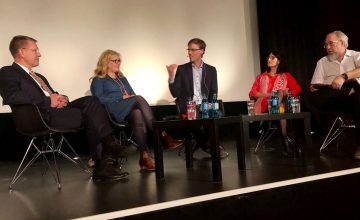 Podiumsdiskussion mit Prof. Dr. Christian Huppert / Dipl. Psych. Wiebke Hinz / Dipl. Psych,. Beate Nitsche / Prof. Dr. Hanns Rüdiger Röttgers / Prof. Dr. Peter Rödler: Therapie zwischen Anpassung und Akzeptanz auf beiden Seiten. Was tut wem gut?